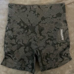 Gymshark Green Camo Shorts (S)